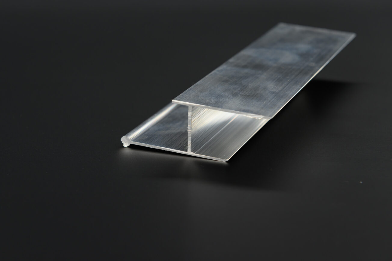 Gerinc profil 10 mm/16 mm-es lemezekhez